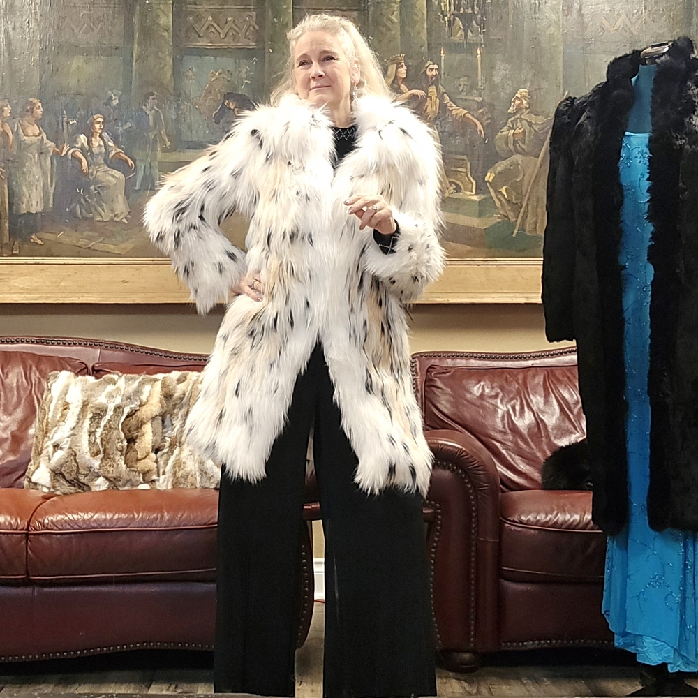 Elegant Spotted Fox Fur Coat NWT - Picture 6 of 16